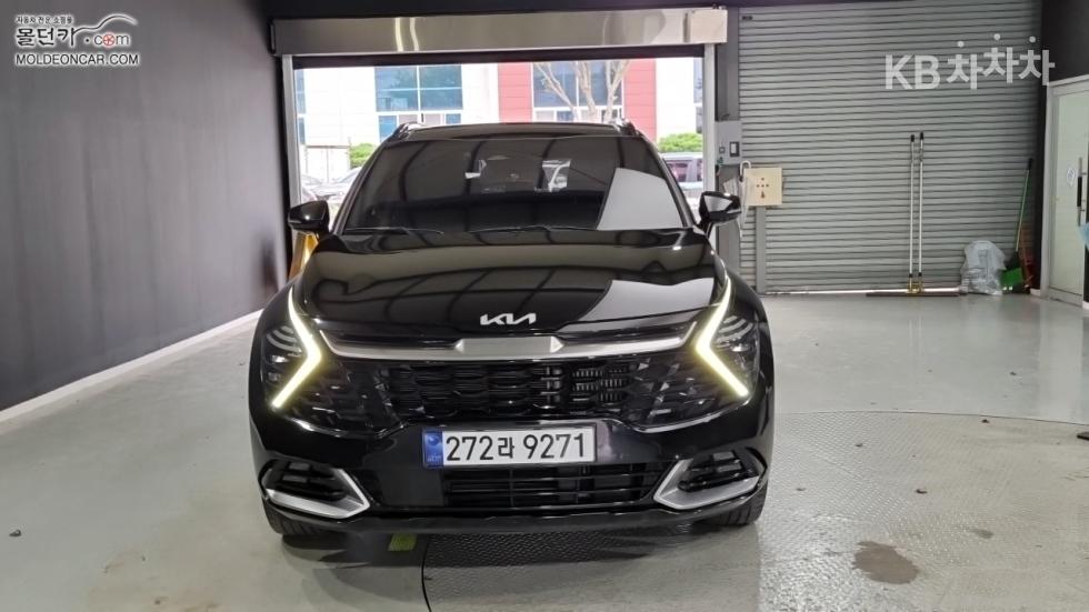 2022 - kia sportage