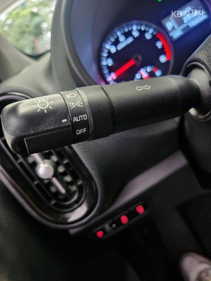 Kia Morning JA LPi Luxury 9