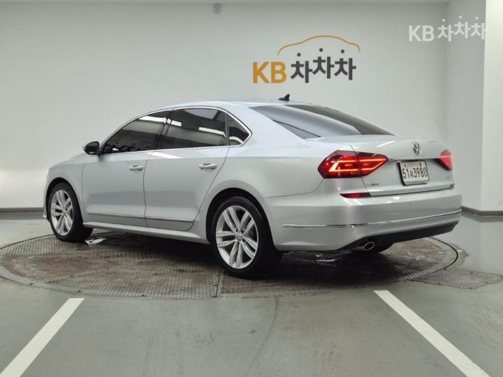 Volkswagen Passat New 1.8 TFSI 4