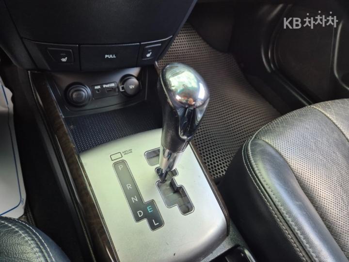 Hyundai Avante Hybrid HDeIII Advanced Pack 8