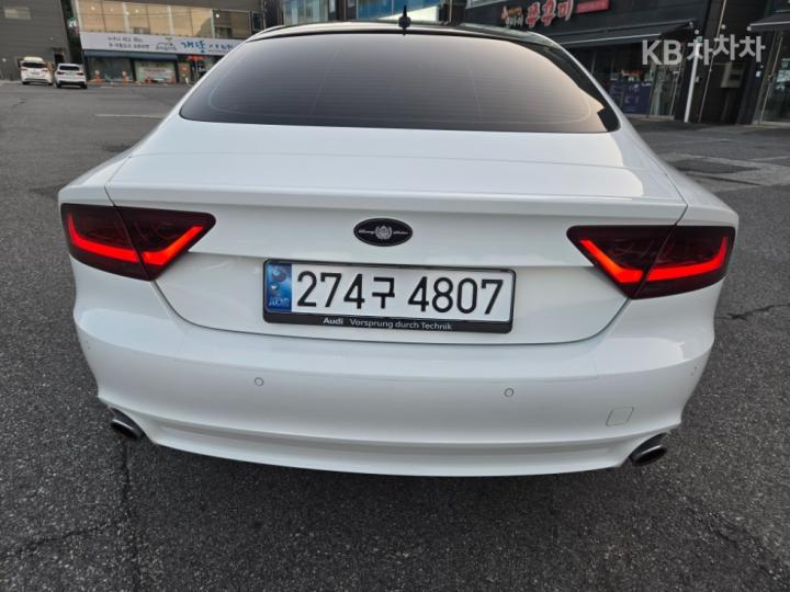 Audi A7 3.0 TDI Quattro Dynamic 5