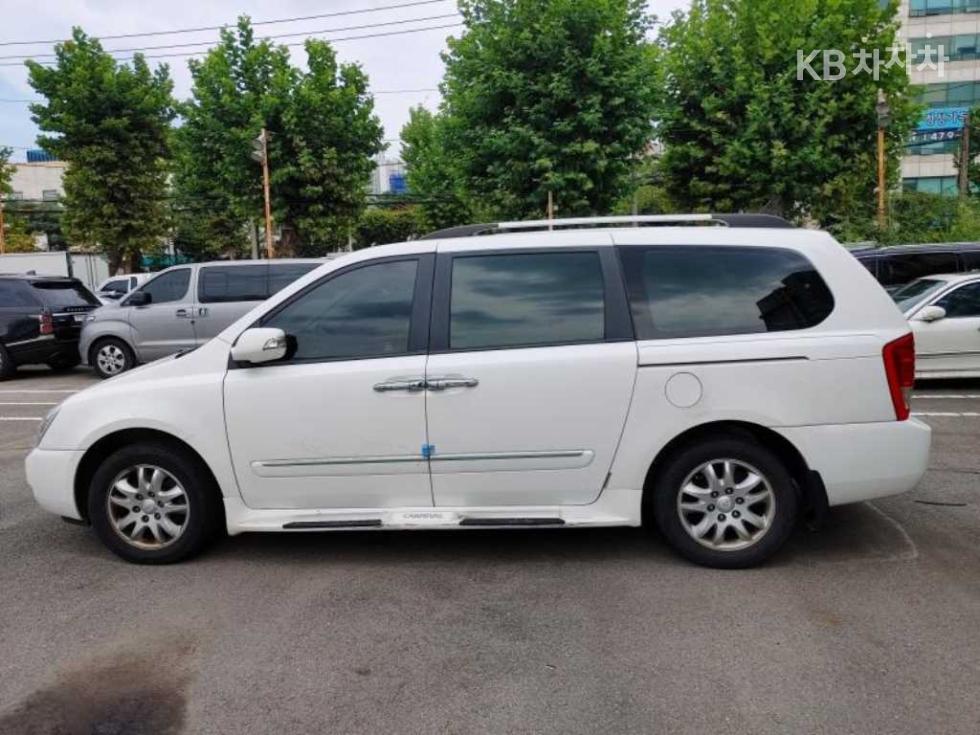 2013 - kia carnival