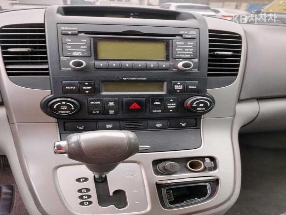 2013 - kia carnival