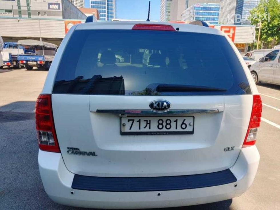 2013 - kia carnival