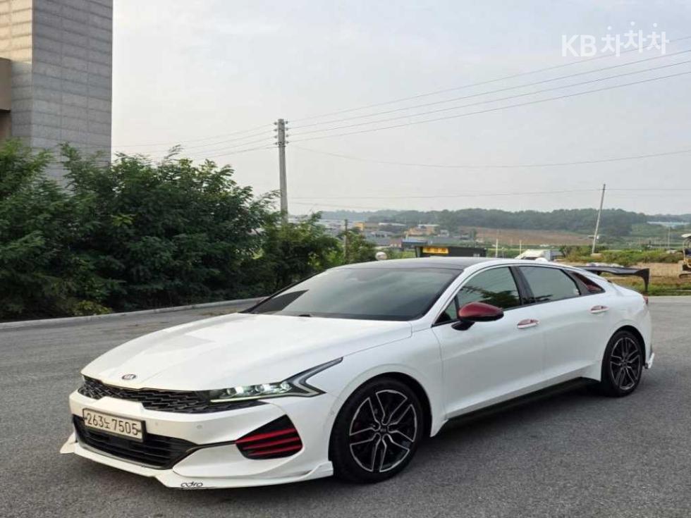 2020 - kia k5
