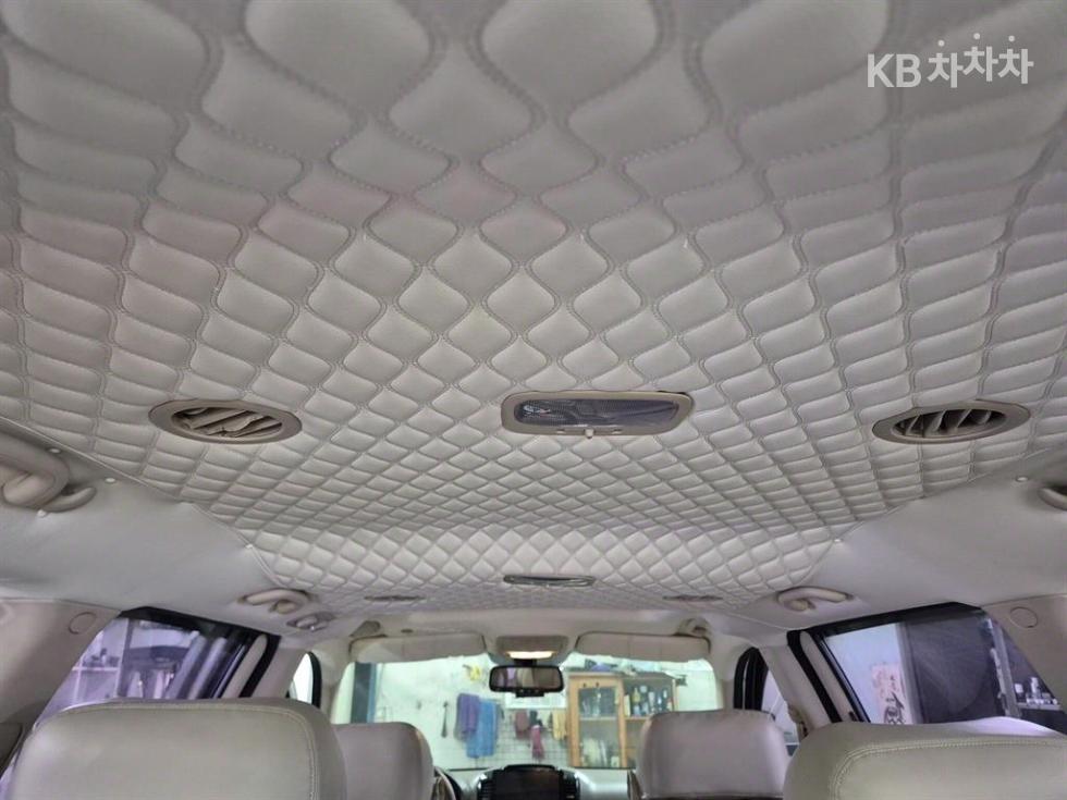 2012 - kia carnival