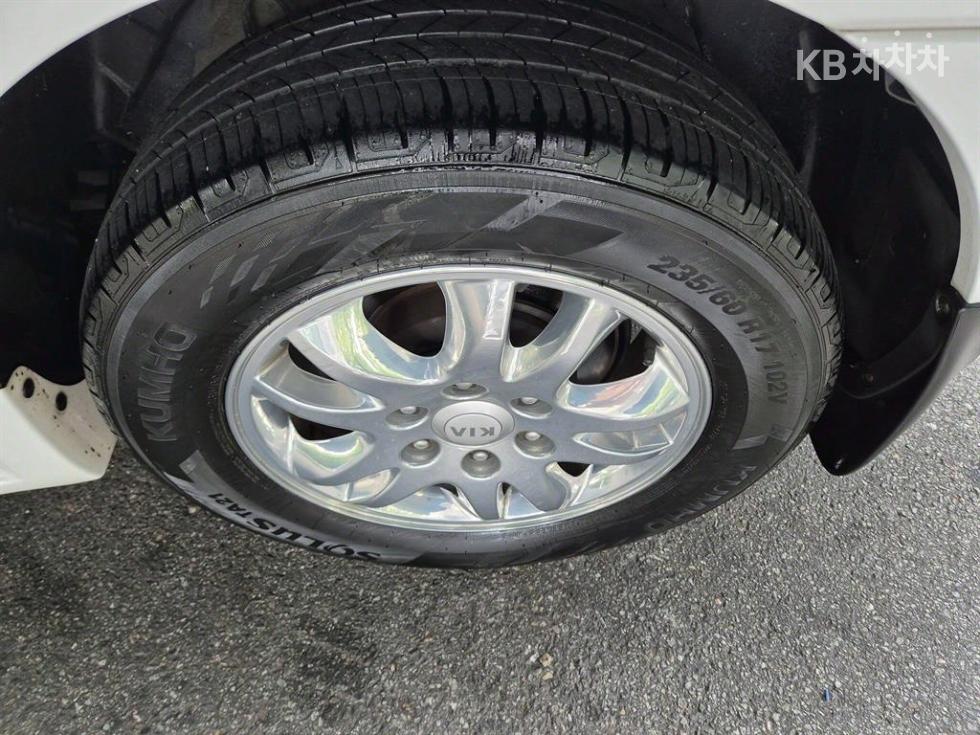 2012 - kia carnival