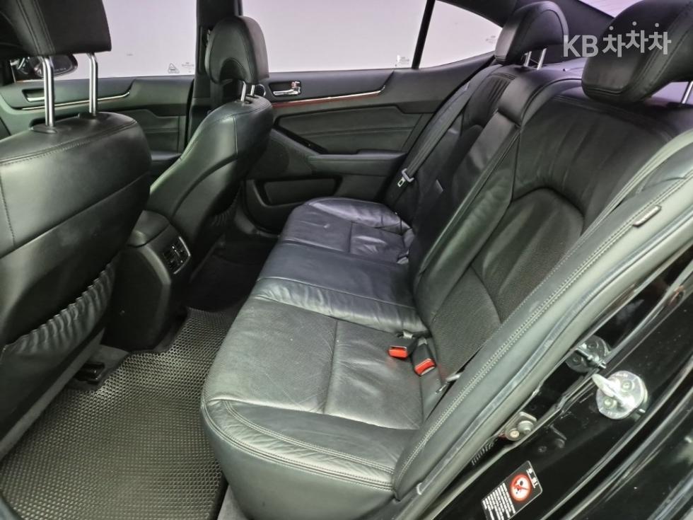 2011 - kia k7