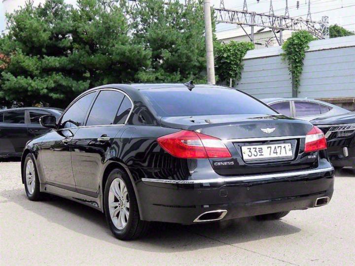 Hyundai Genesis BH330 MODERN Base Type 4