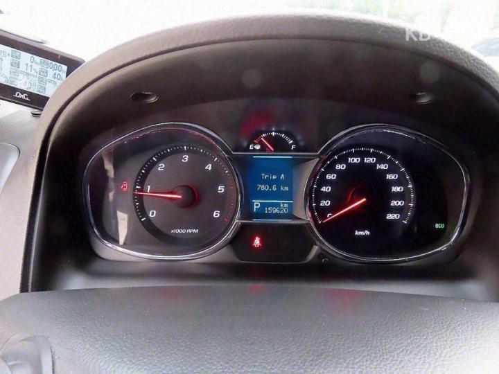 Chevrolet Captiva 4WD LTZ 10