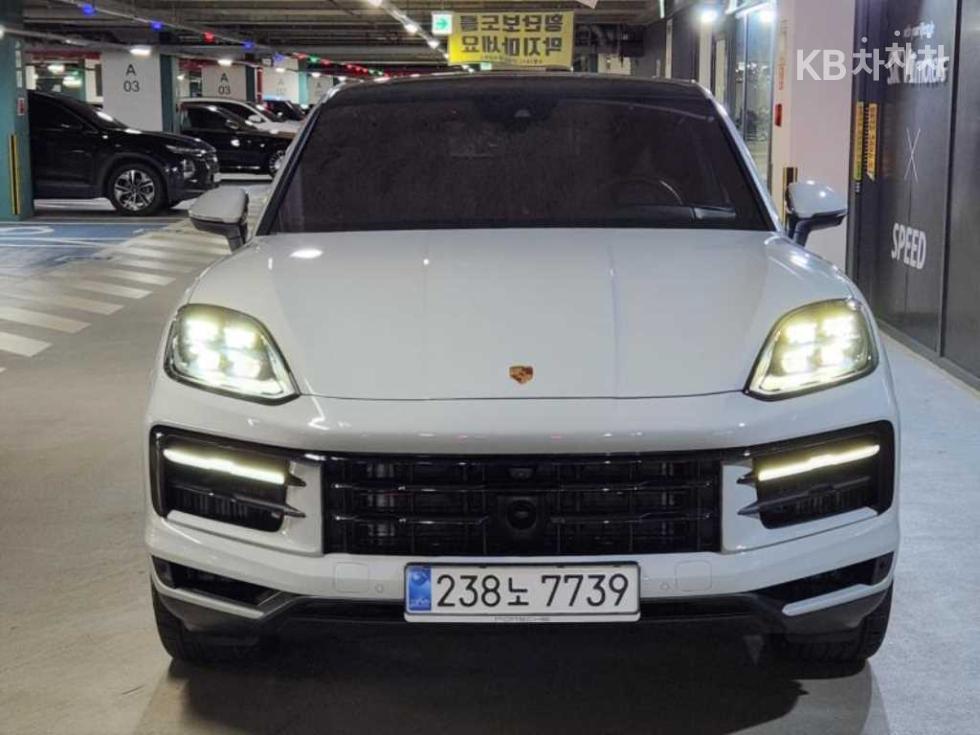 Porsche Cayenne — miniaturë 2