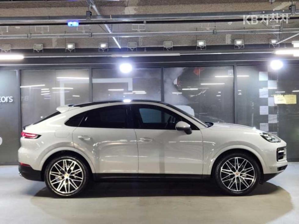 Porsche Cayenne — miniaturë 3