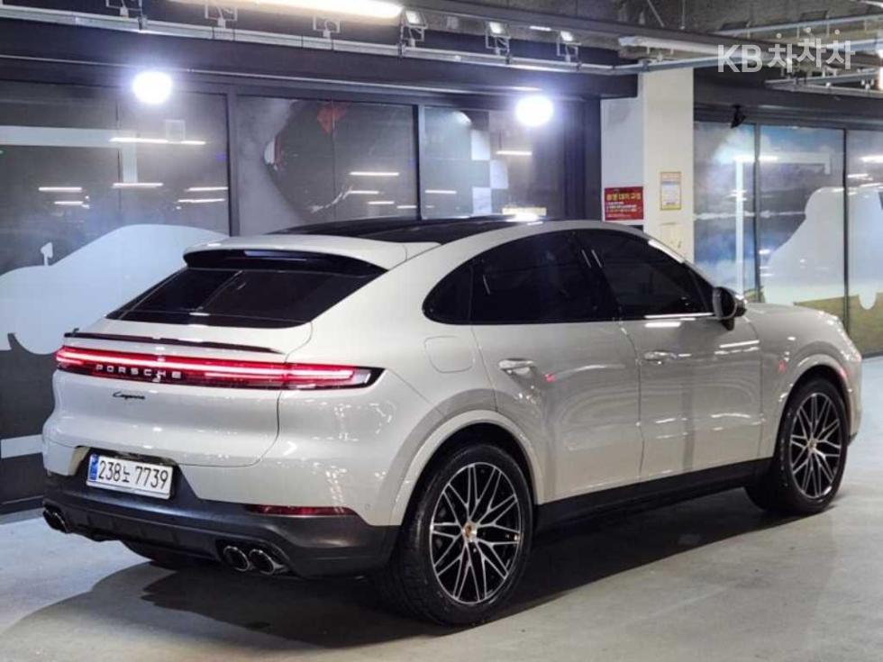 Porsche Cayenne — miniaturë 4
