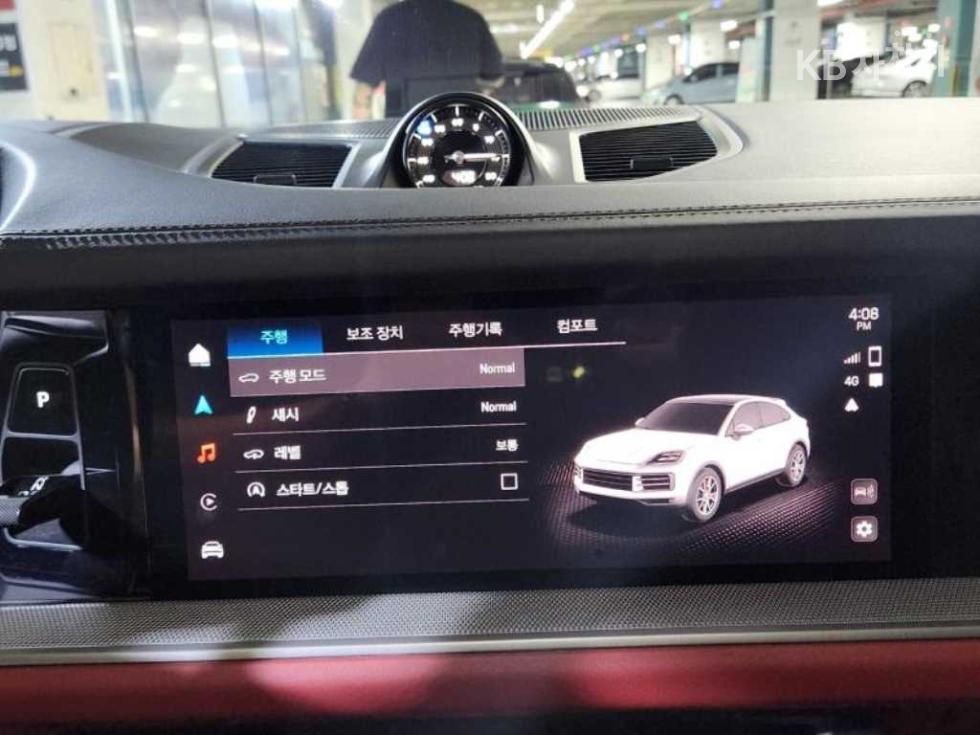Porsche Cayenne — miniaturë 9