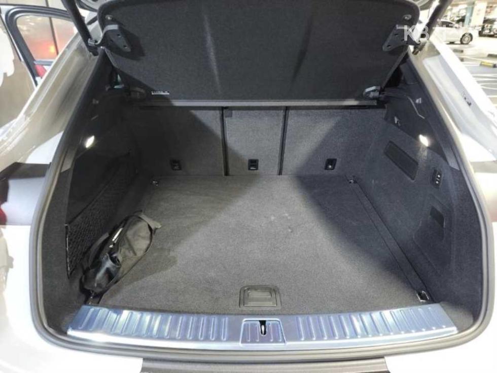 Porsche Cayenne — miniaturë 18