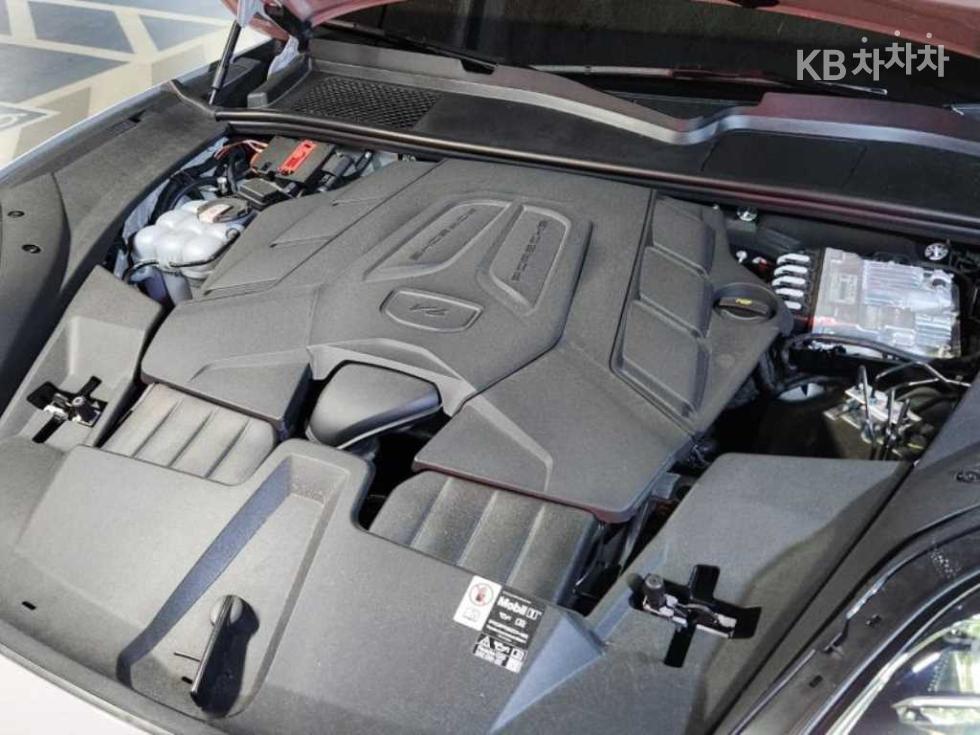 Porsche Cayenne — miniaturë 20