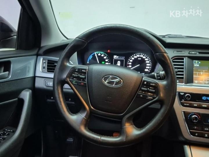 Hyundai Sonata LF Hybrid 2.0 HEV Modern 7