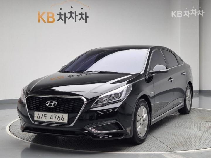 Hyundai Sonata LF Hybrid 2.0 HEV Modern 2