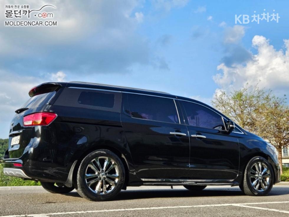 2016 - kia carnival