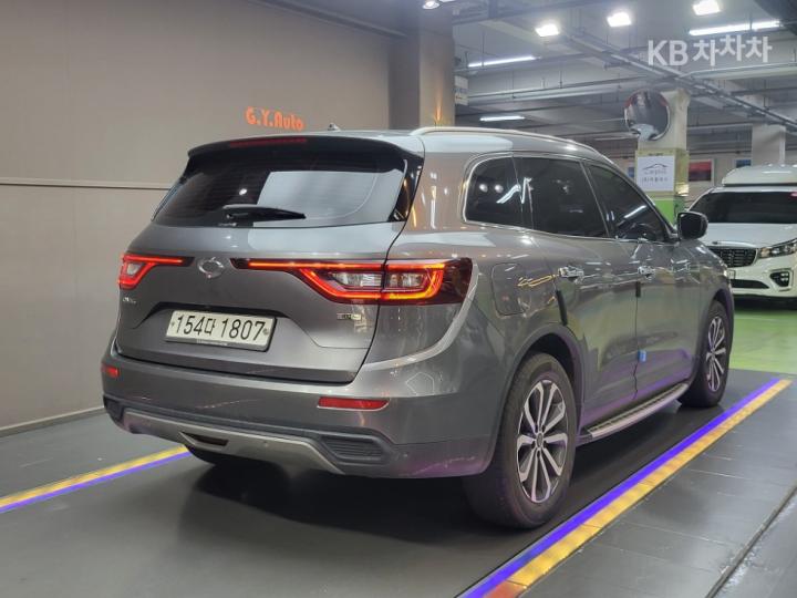 Renault QM6 2.0 LPe 2WD RE 4