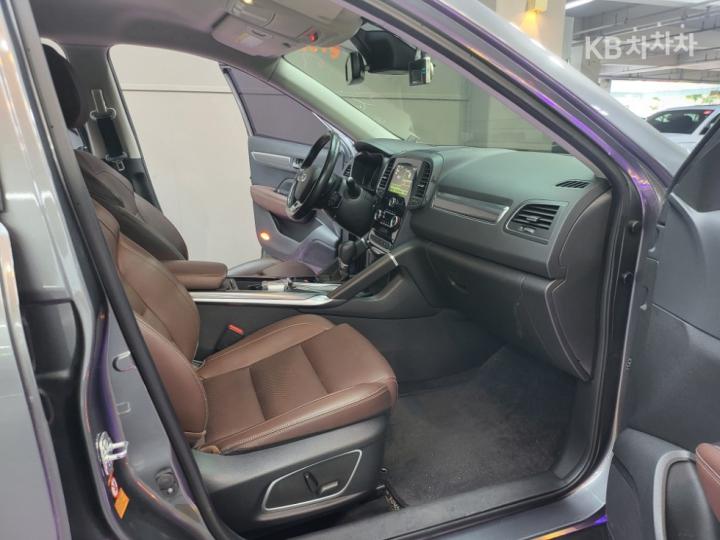 Renault QM6 2.0 LPe 2WD RE 10