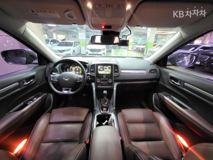 Renault QM6 2.0 LPe 2WD RE 6