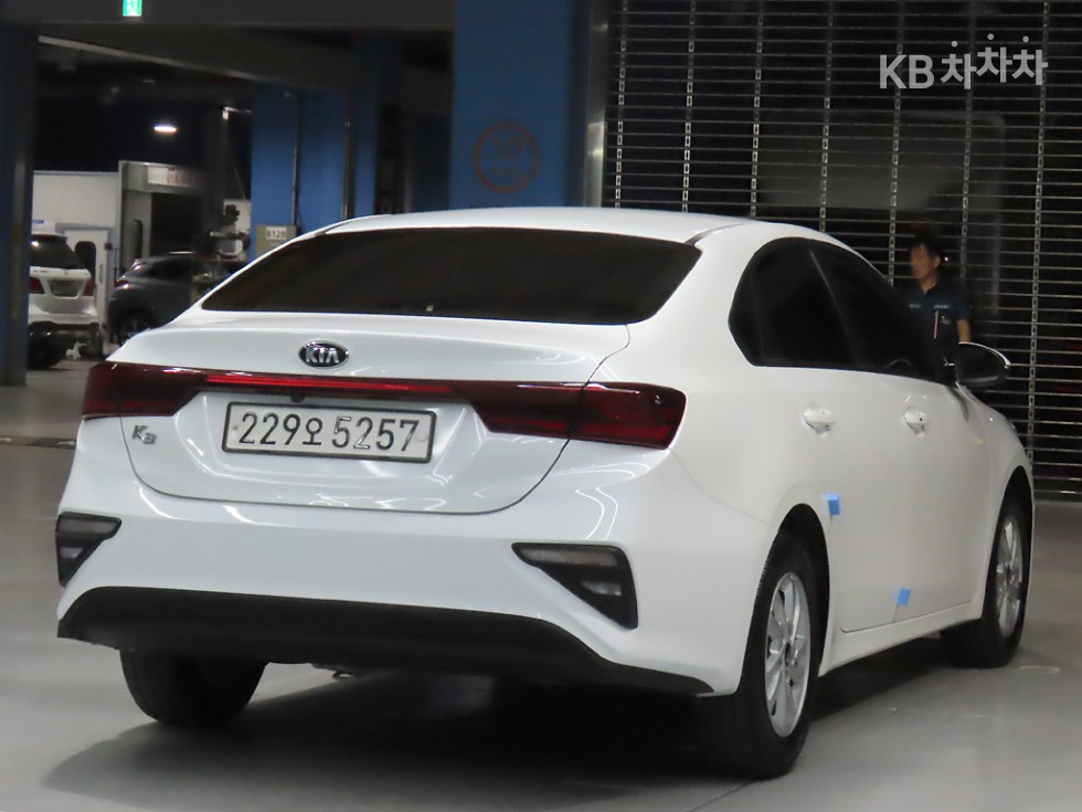 2021 - kia k3