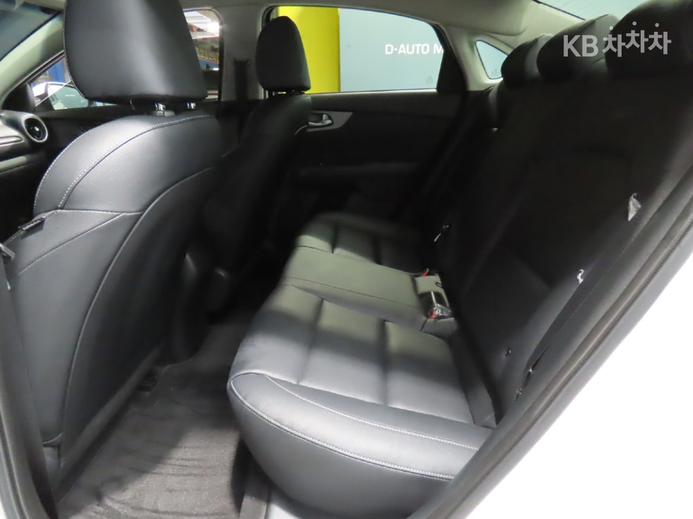 2021 - kia k3