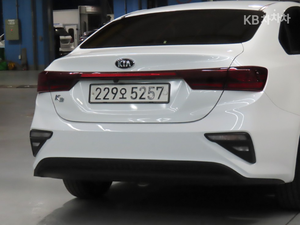 2021 - kia k3