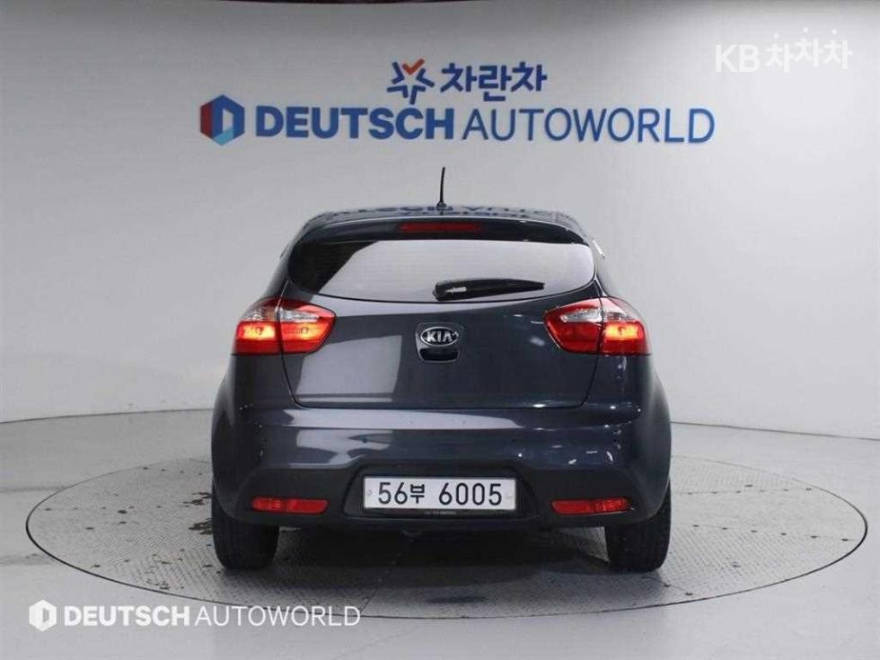 2014 - kia pride