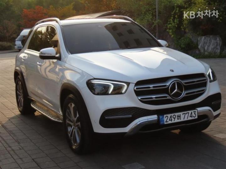 Mercedes-Benz GLE-Class 300 d 4Matic - фото 2