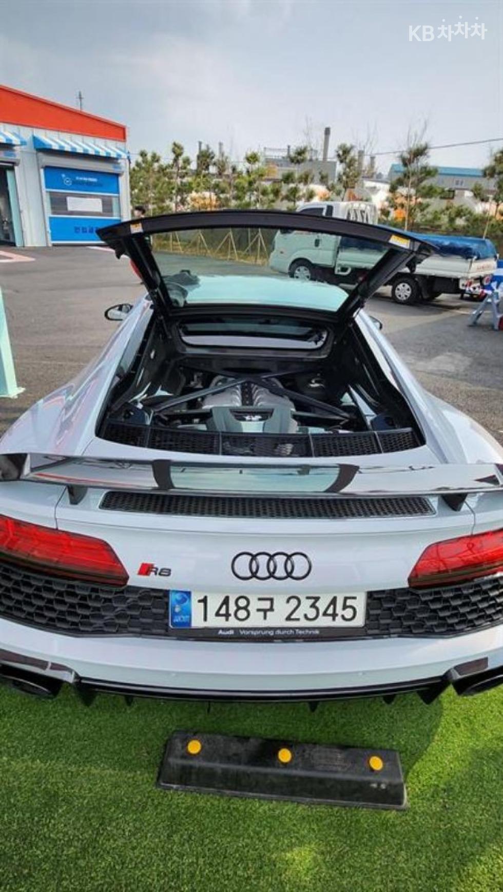 Audi R8 — miniaturë 12