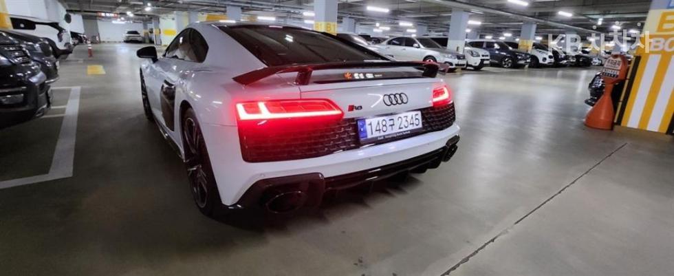 Audi R8 — miniaturë 13
