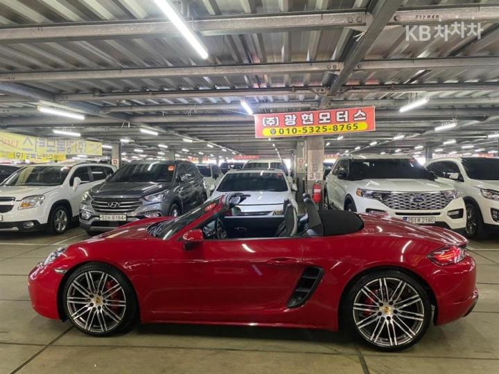 Porsche Boxster 2.5 S 4