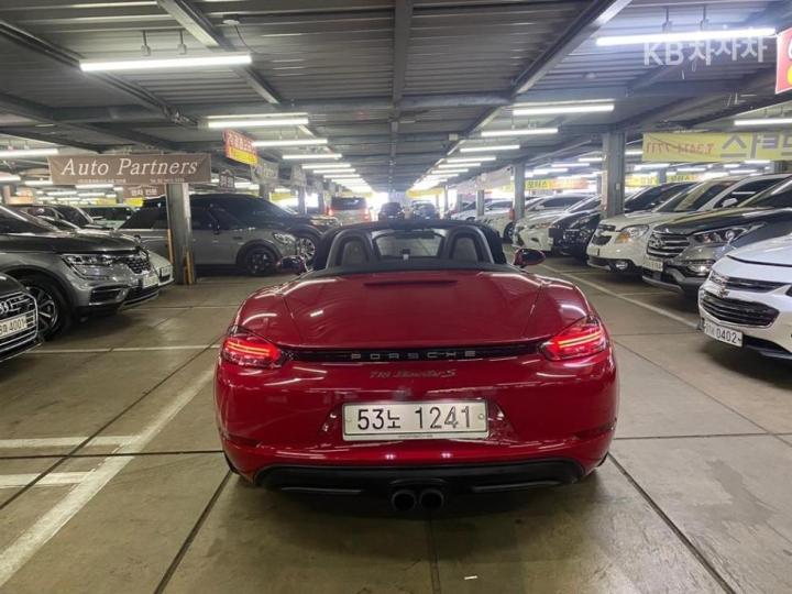 Porsche Boxster 2.5 S 6