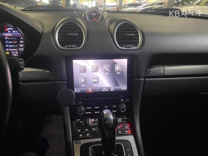 Porsche Boxster 2.5 S 10