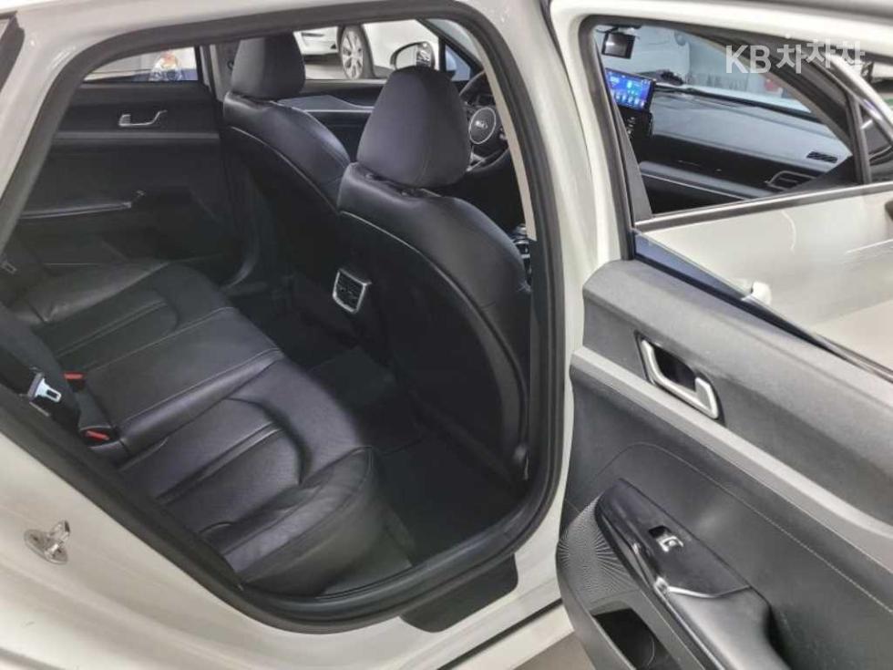 2020 - kia k5