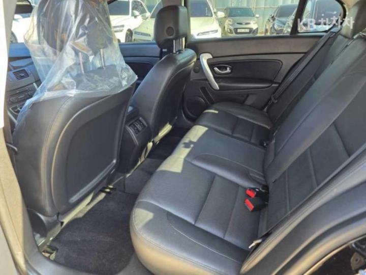 Renault SM5 Nova Classic 10