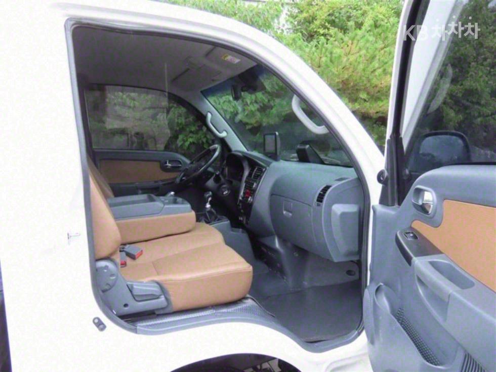 2023 - kia bongo iii