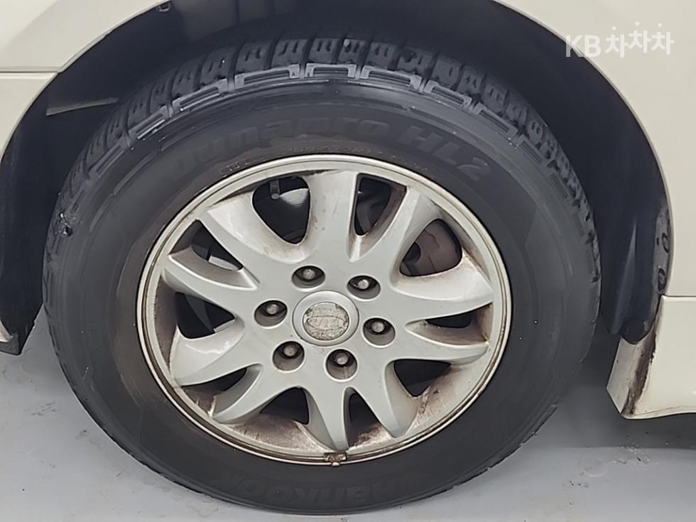 2011 - kia carnival