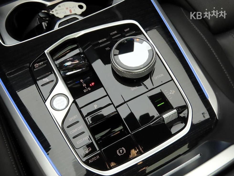BMW X5 — miniaturë 10