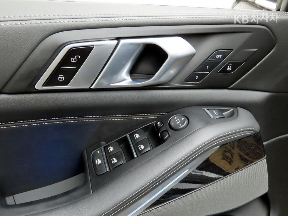 BMW X5 — miniaturë 11