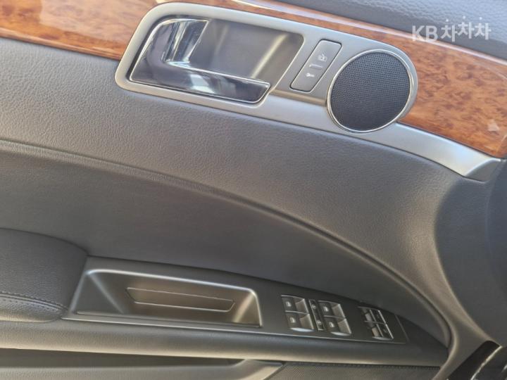 Volkswagen Phaeton 3.0 TDI NWB 8