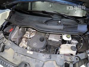 Mercedes-Benz V-Class W447 V300 d 4Matic Base Type 8