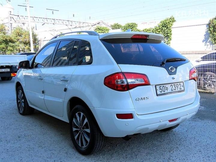 Renault QM5 New Diesel 2WD LE Plus 4