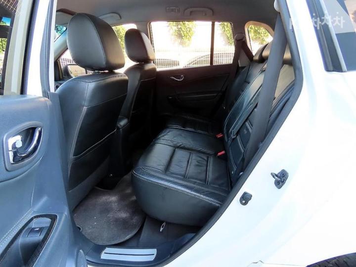 Renault QM5 New Diesel 2WD LE Plus 7