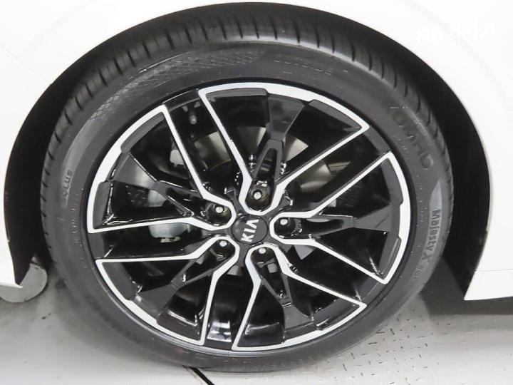 Kia K5 1.6 Gasoline Turbo Noblesse 6