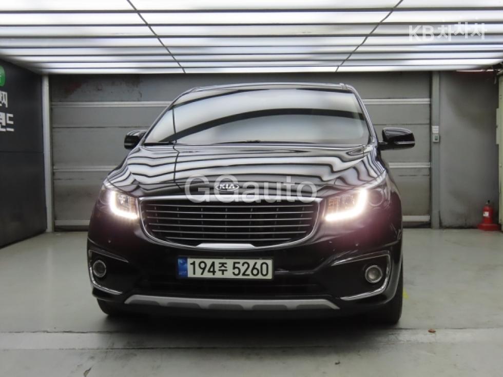 2017 - kia carnival