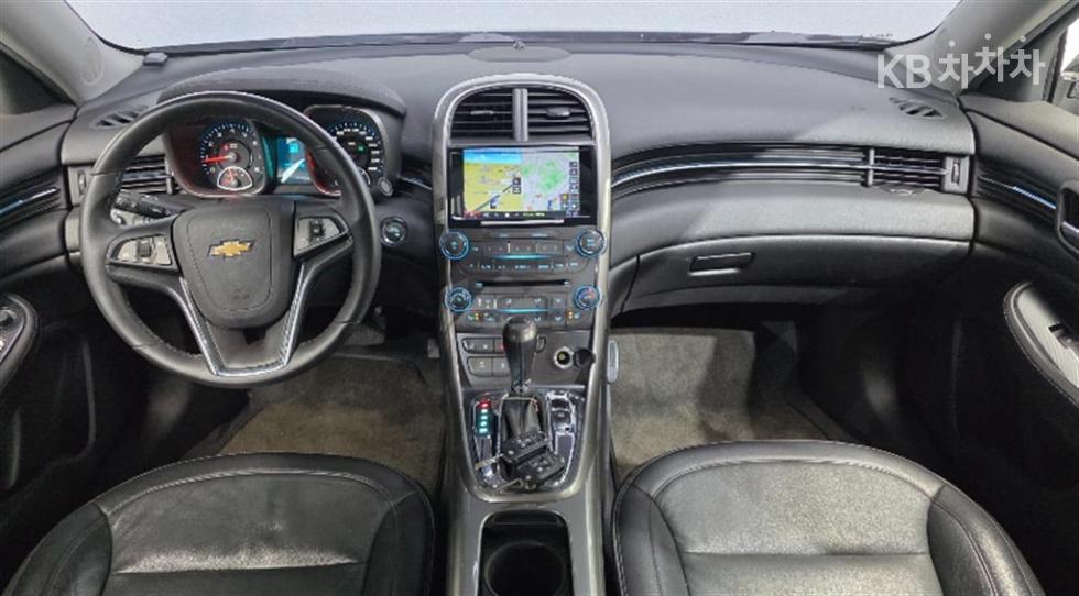 Chevrolet Malibu — miniaturë 7