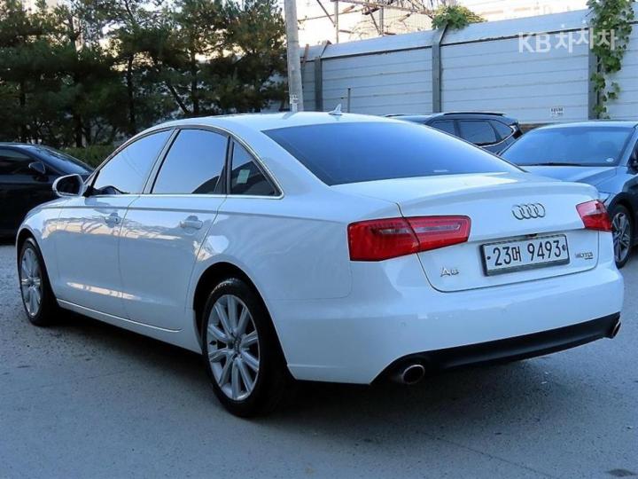 Audi A6 NEW 3.0 TDI Quattro C6 4